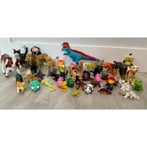 Mixed Lot of 40+ Plastic Toy Animals Figures Minions Dinosaurs Sea Creatures